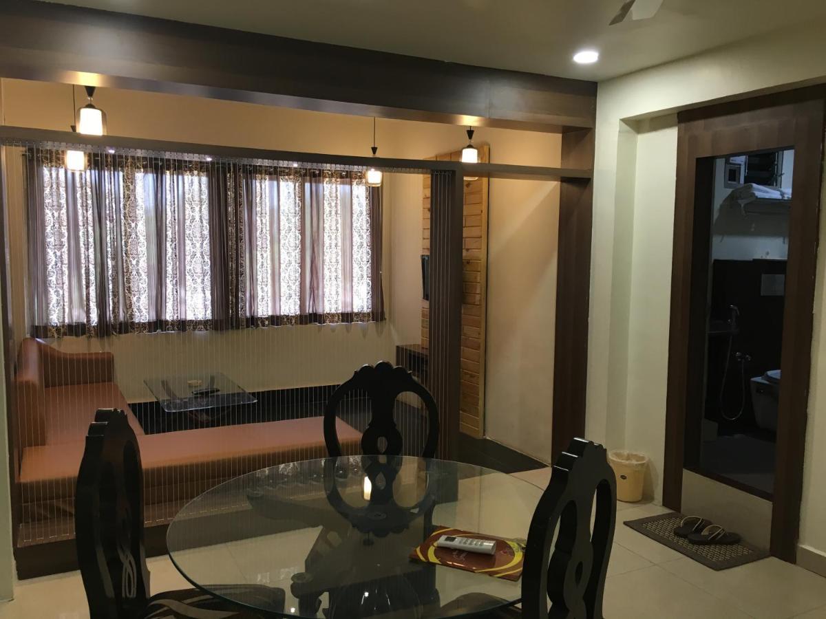 Hotel Grand Arjun Rāipur Dış mekan fotoğraf