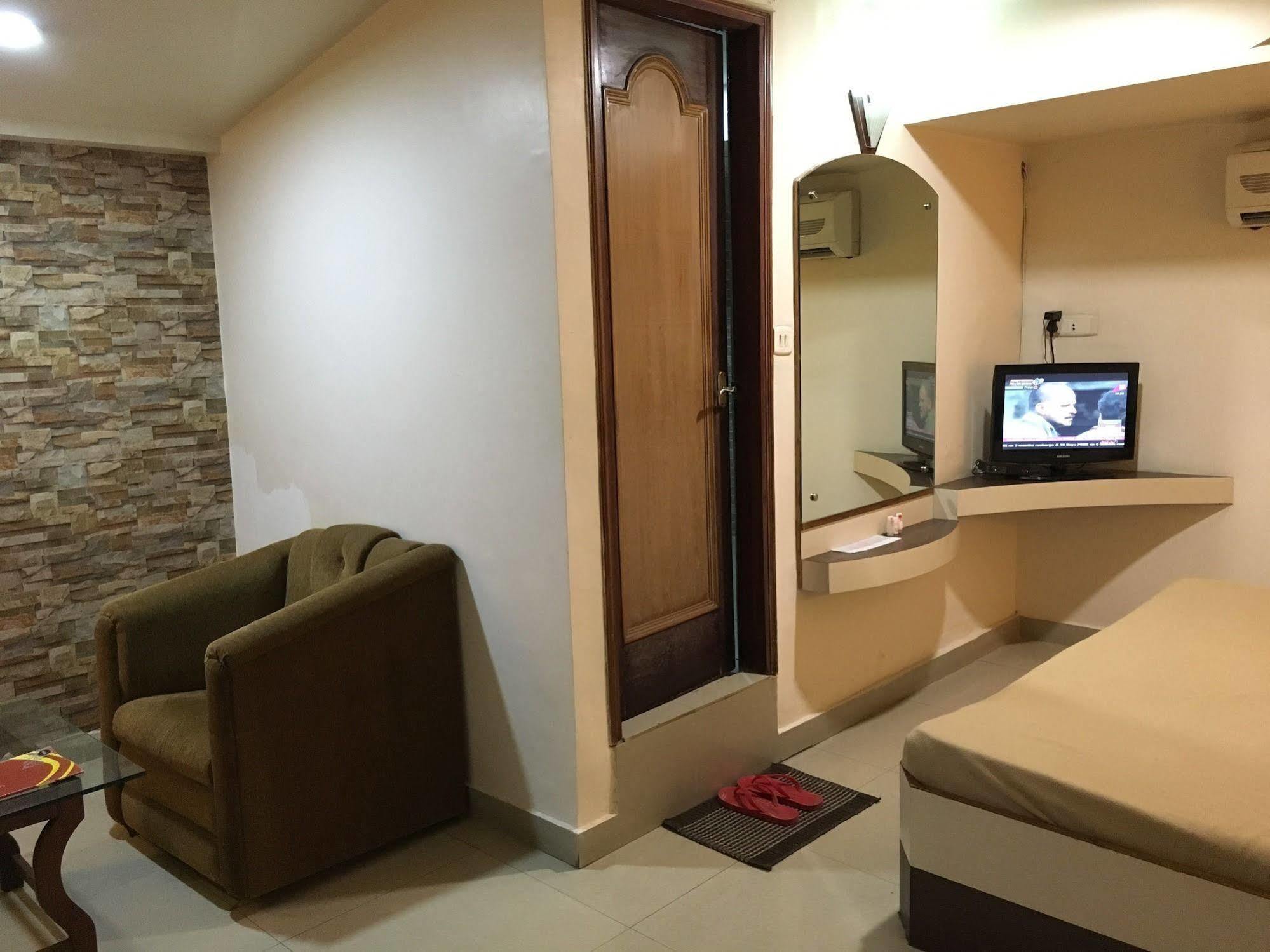 Hotel Grand Arjun Rāipur Dış mekan fotoğraf